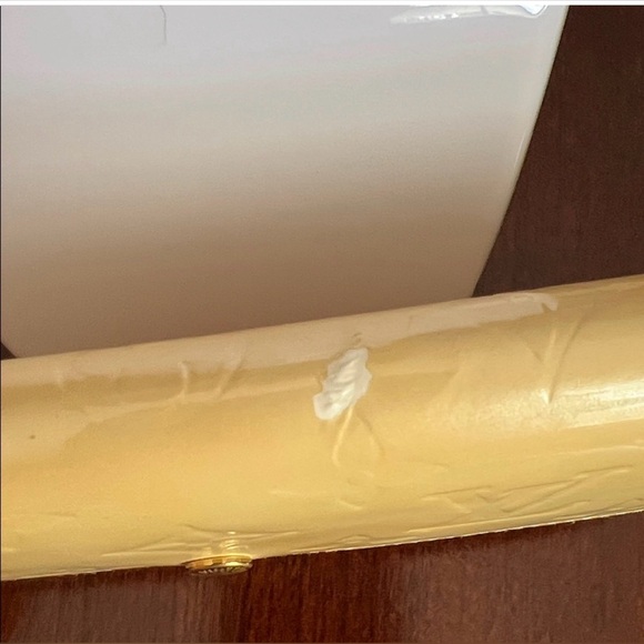 Louis Vuitton Cream Patent Monogram Snap Wallet - Picture 8 of 8